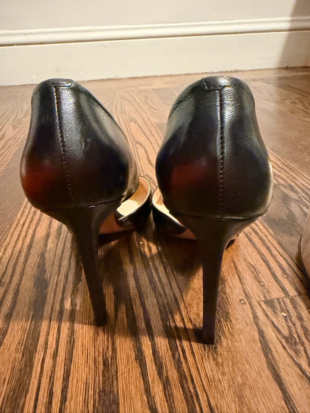 Nine West Women's Black Pointed Toe Cutout Pumps 6.5 - Picture 4 of 5